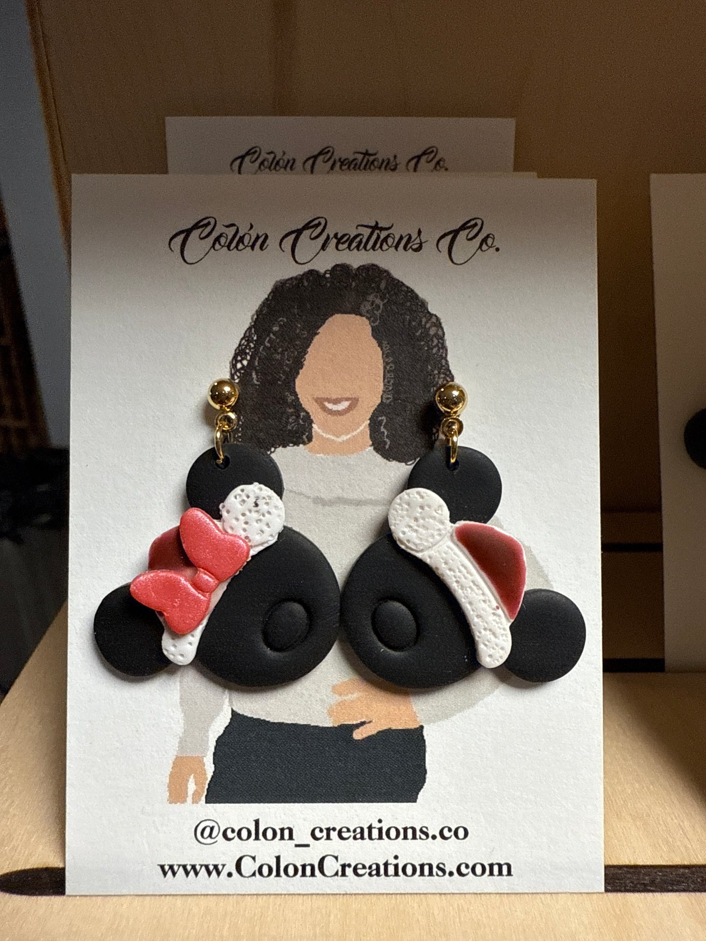 Magic Mouse Santa and Mrs. Clause