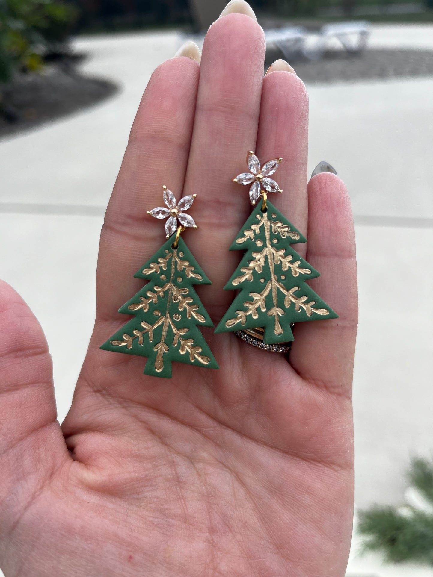 Christmas Tree Green and Gold with Star
