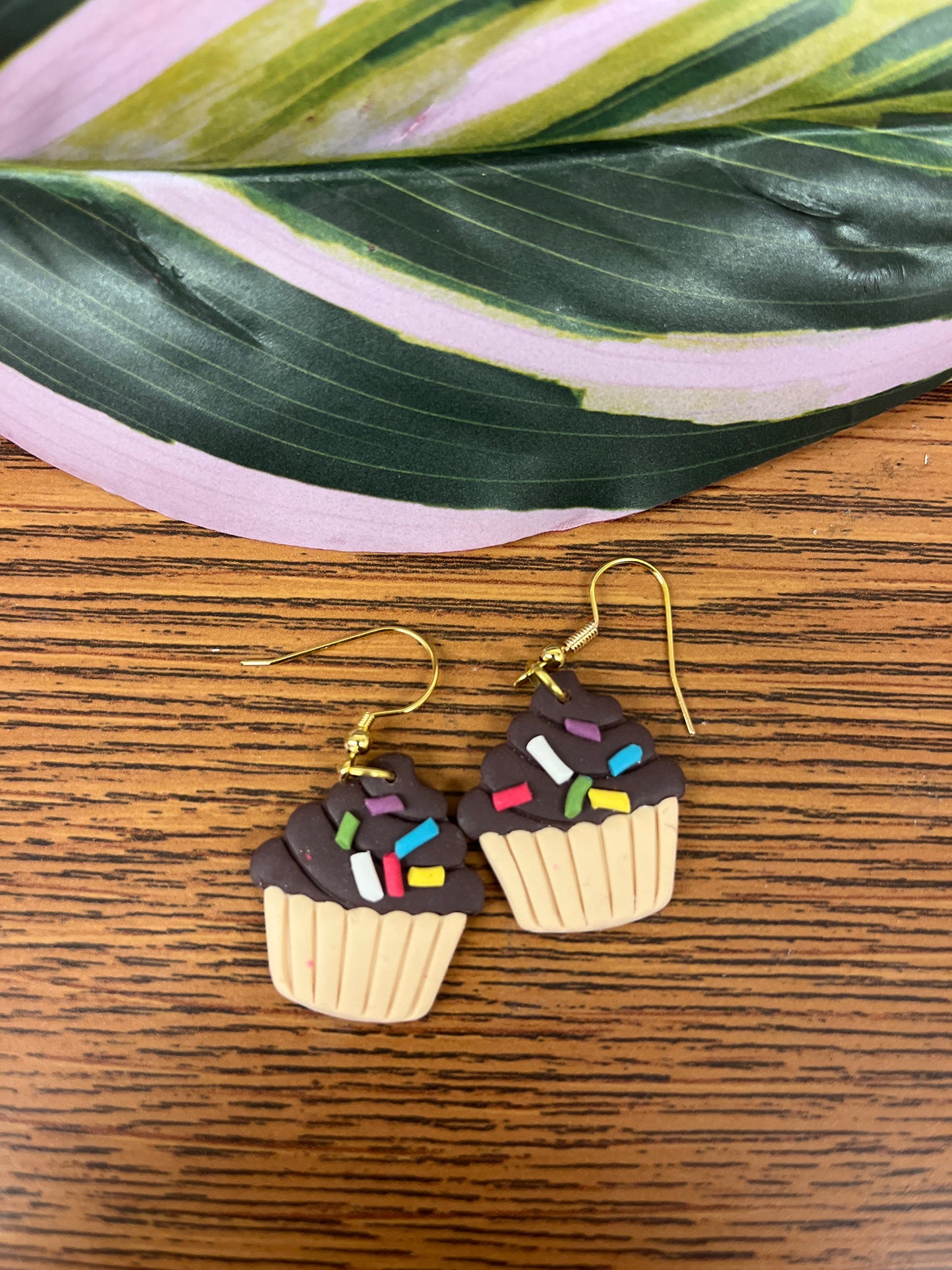 Cupcake Dangles