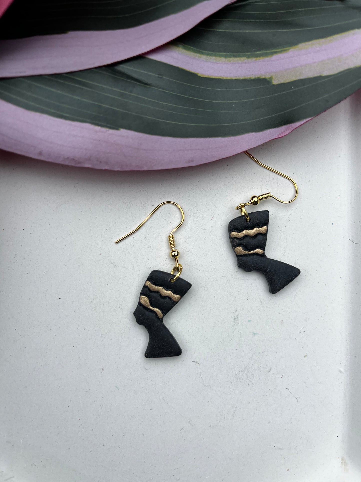 Queen Nefertiti Dangle