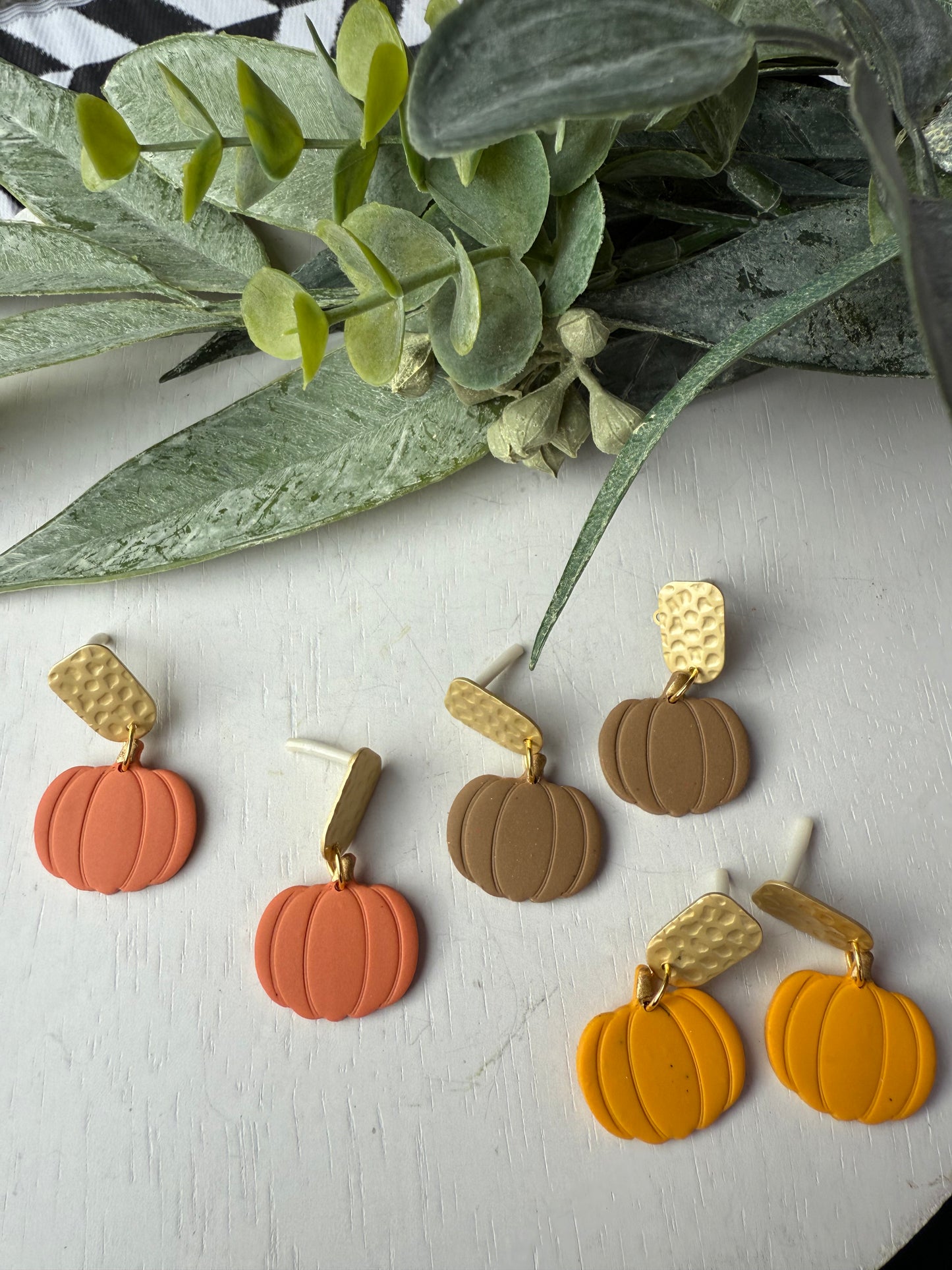 Single Pumpkin Dangle