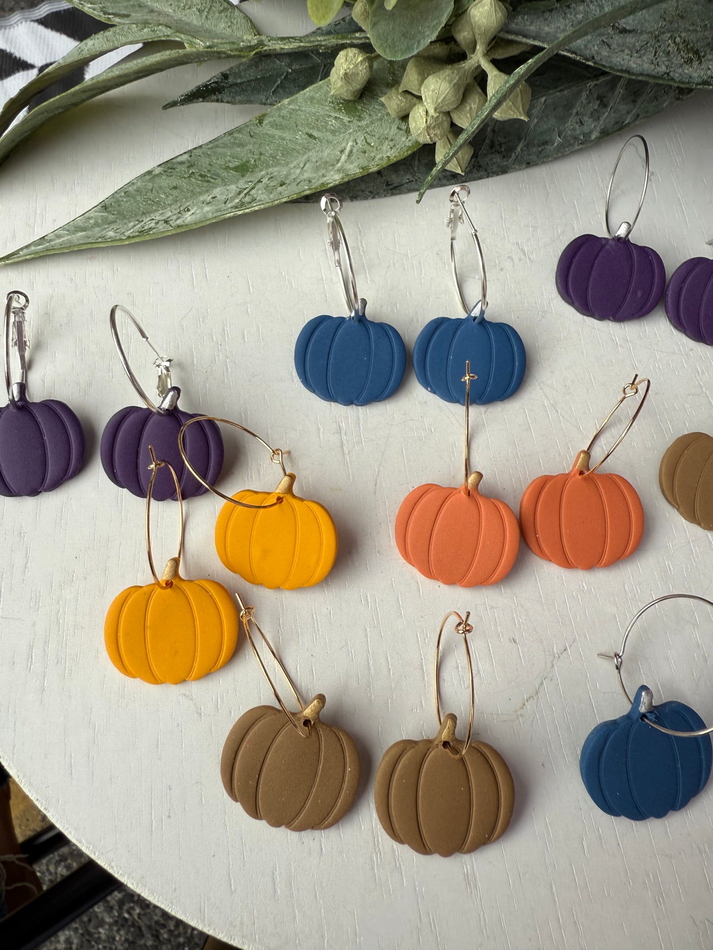 Single Pumpkin Dangle