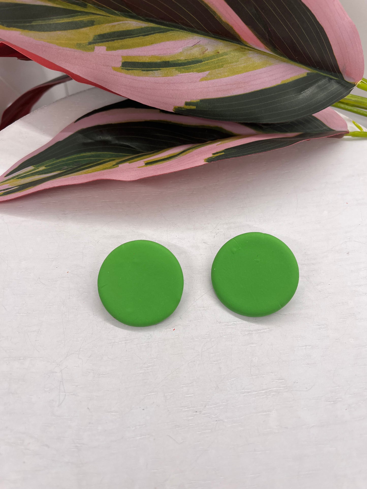 Oversized Stud Electric Green