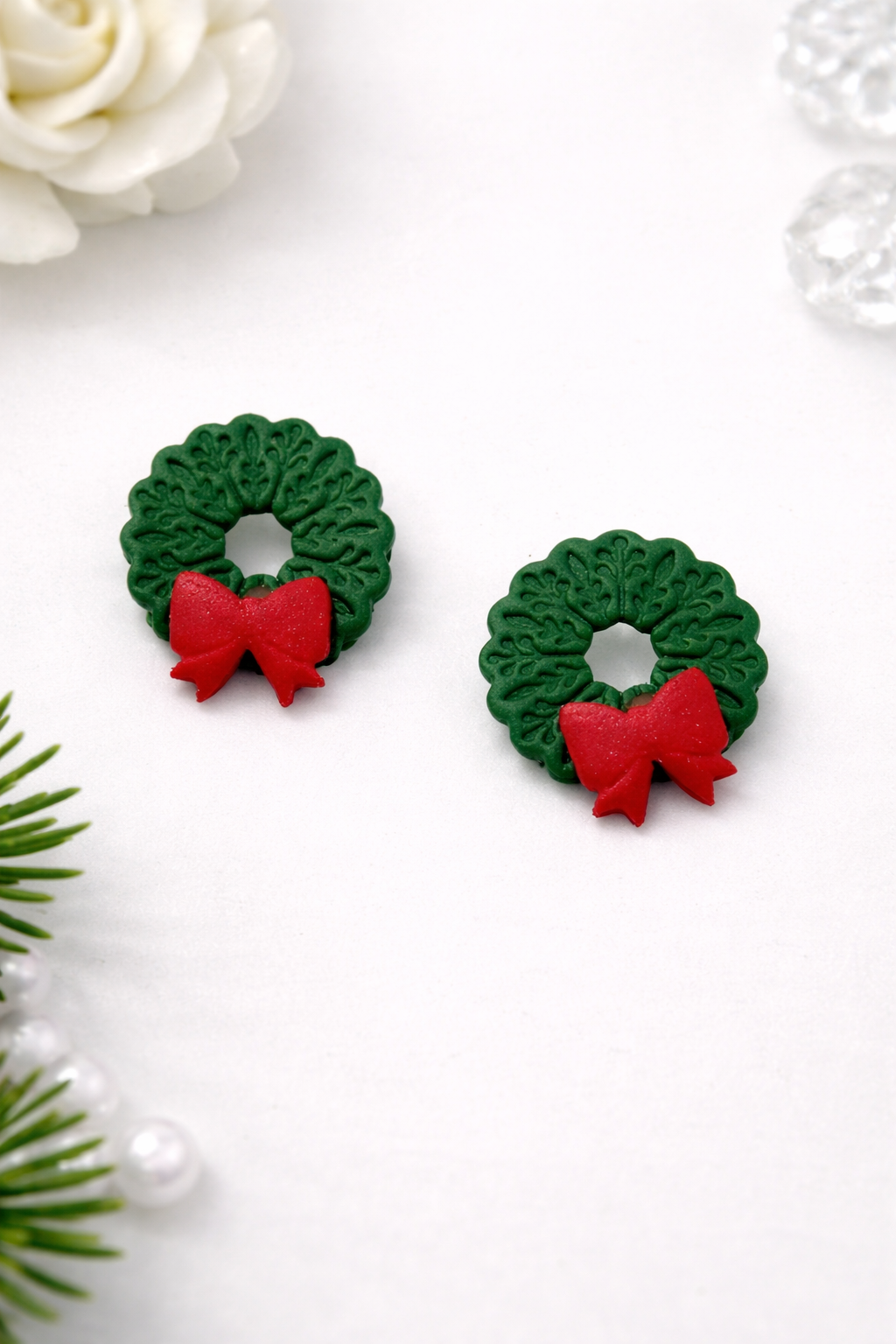 Green Wreath with Bow Studs