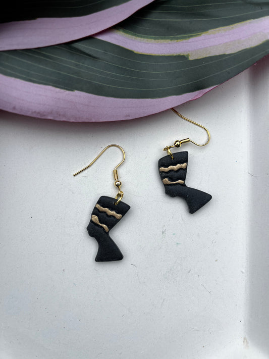 Queen Nefertiti Dangle