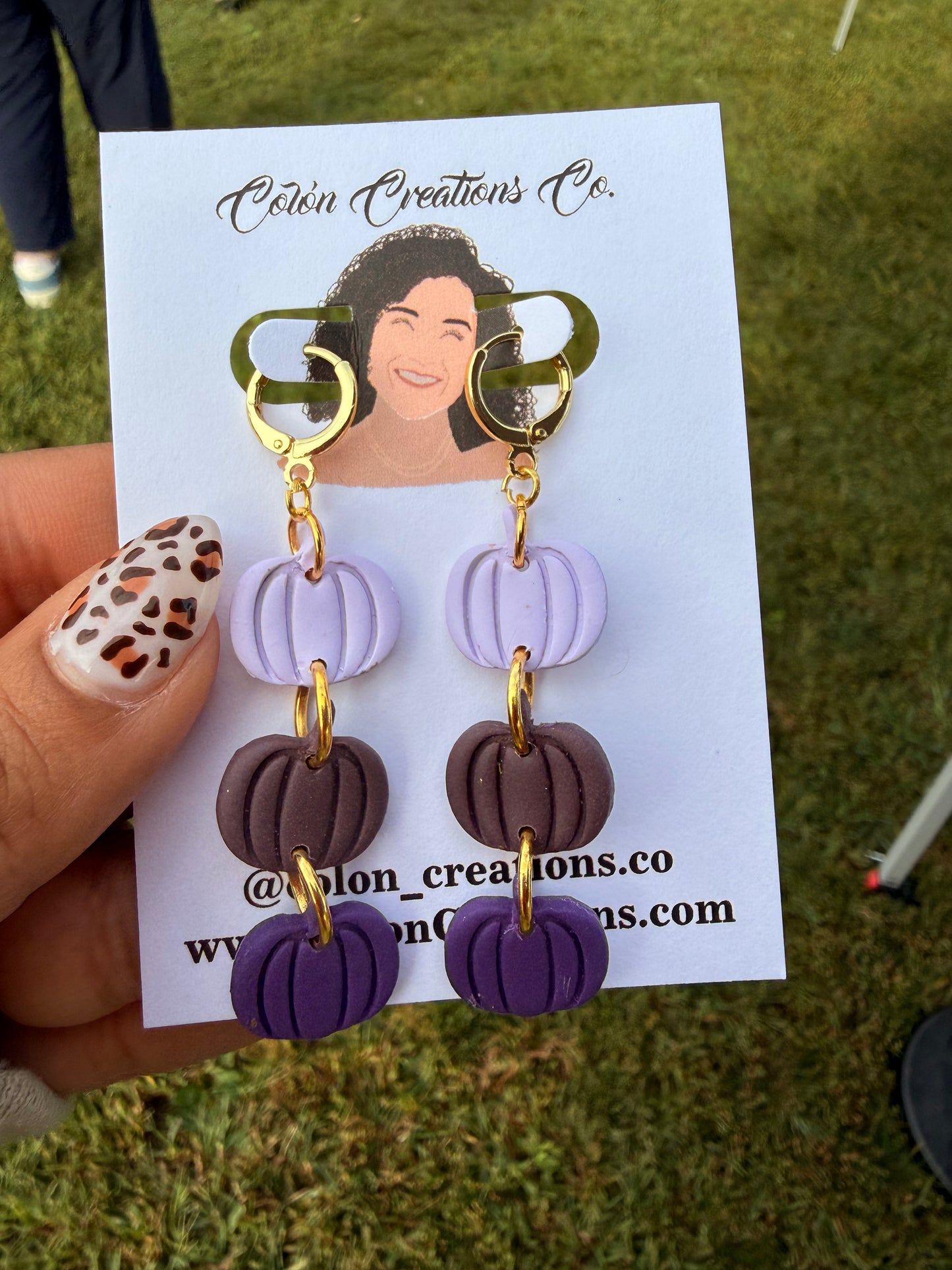 Three Pumpkins Purple Ombré