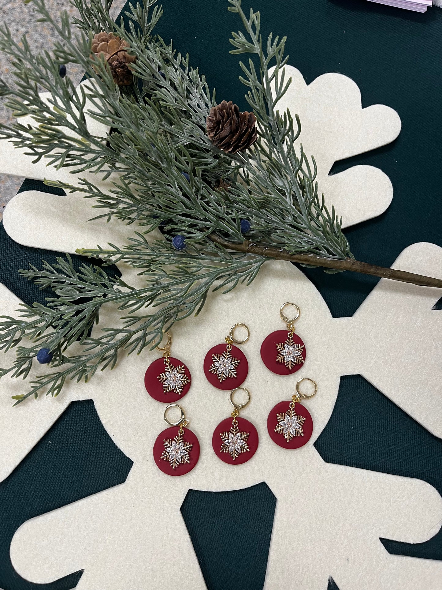 Glamorous Snowflake Dangle